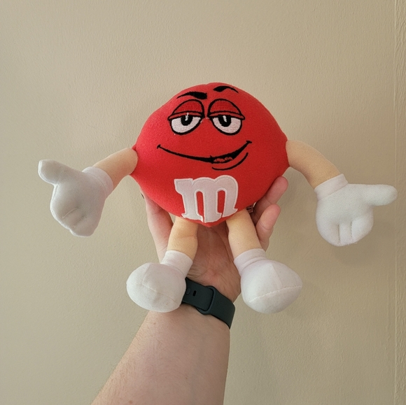 M&m red plush 2013 - Picture 1 of 8